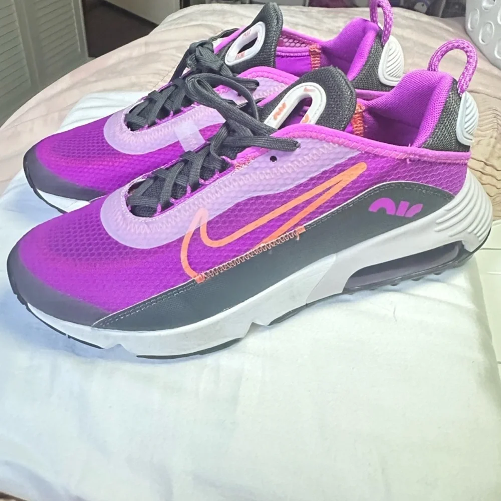 Nike Air Max 2090 “Violet Frost”